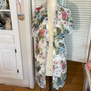 NWOT Liberty Love Floral Cardigan